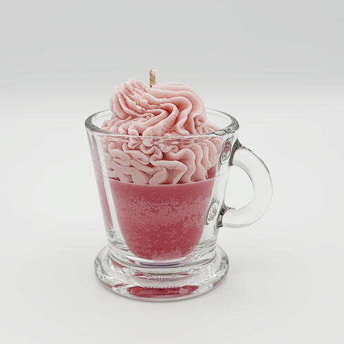 Bougie chantilly fraise des bois